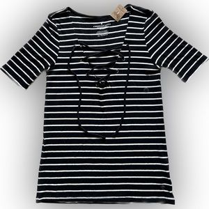 American Eagle Outfitters Black & White Striped Lace-up V-neck Ribbed Top NWT XS
